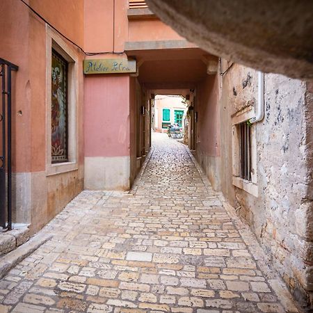 Rubini - Modern Apartment In The Heart Of Old Rovinj Luaran gambar