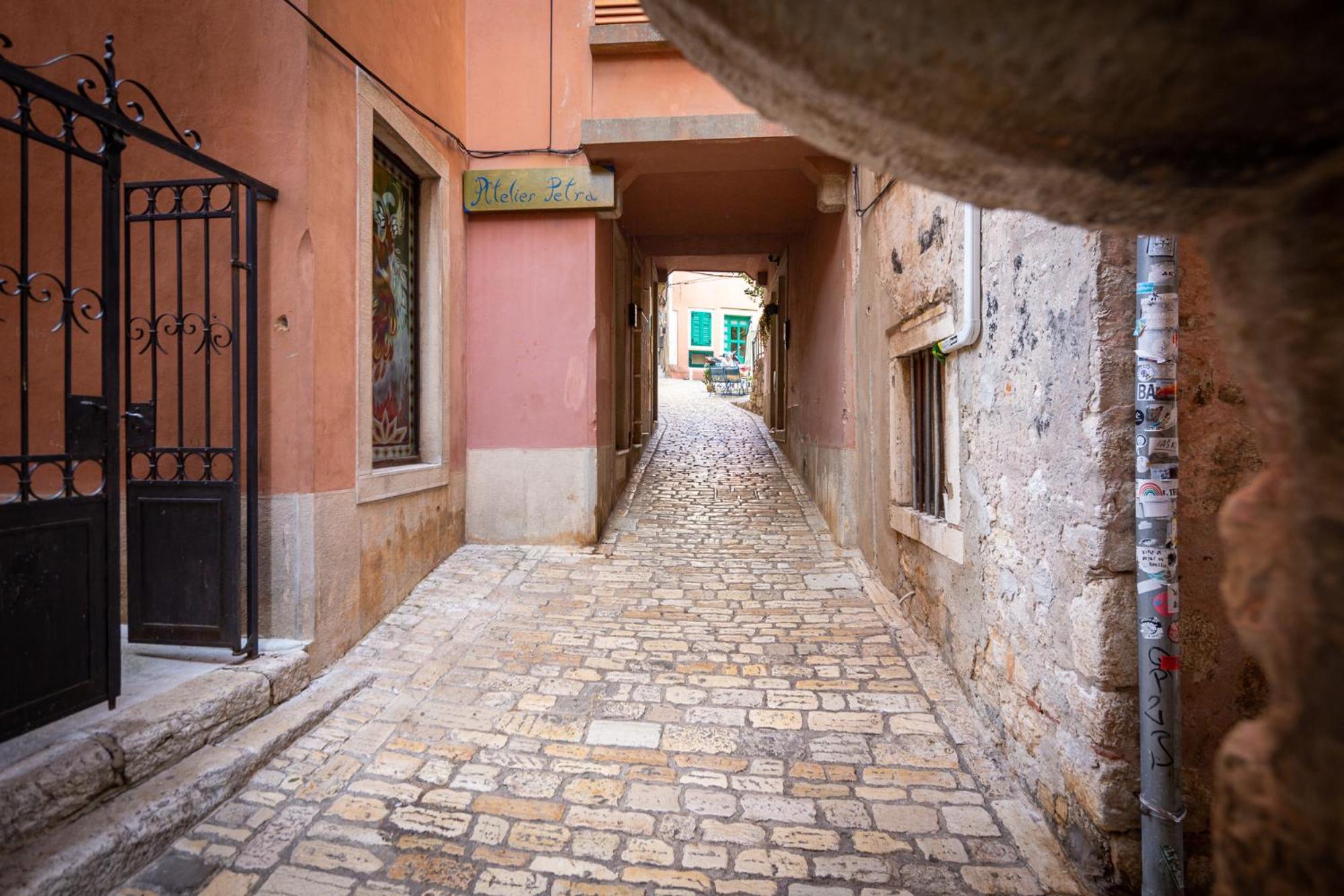 Rubini - Modern Apartment In The Heart Of Old Rovinj Luaran gambar